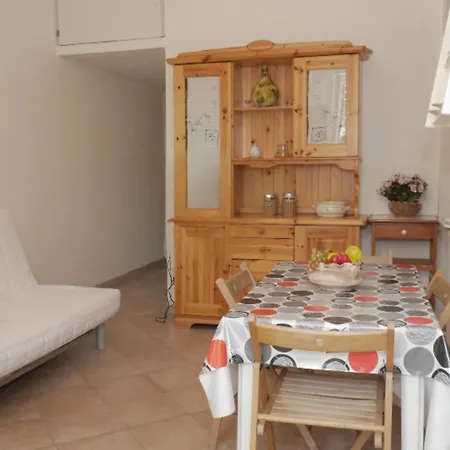 Charming For 6 Guests Baia